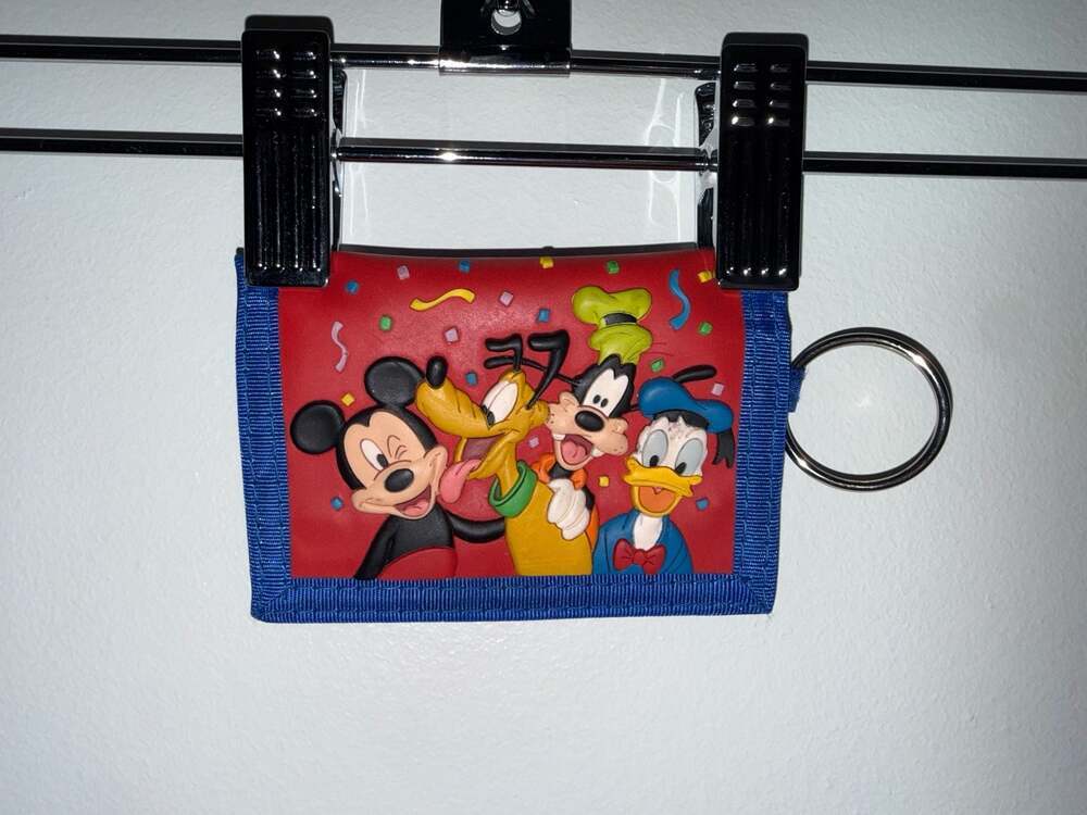Vintage Walt Disney World Mickey Rubber Keychain Bi-Fold Wallet